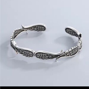 Brand New .925 Sterling Silver Cuff Winged Bracelet